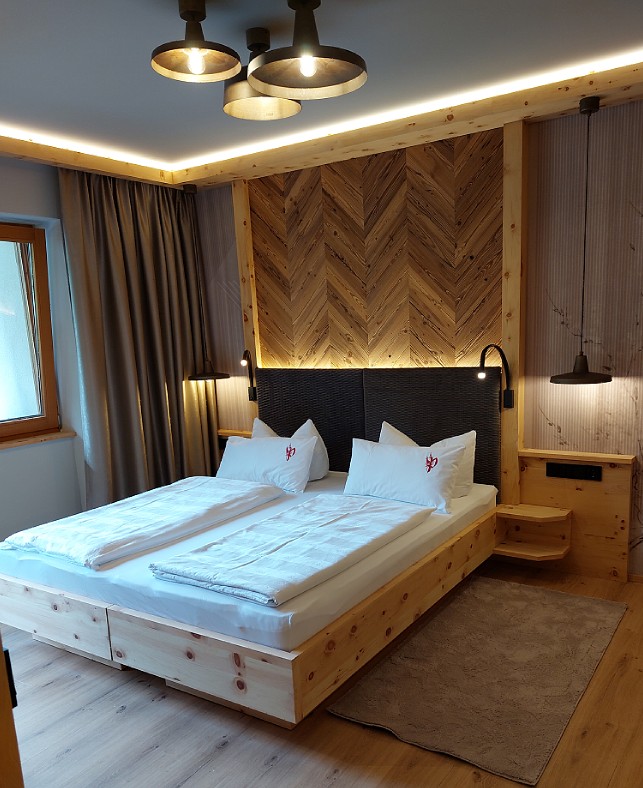 Innenarchitektur für Hotelzimmer und Gastronomiebereiche von HOREGA